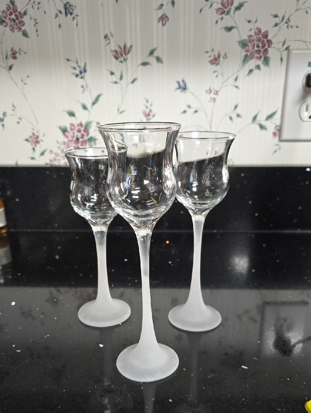 HOST PICK. Vintage. PartyLite Iced Crystal Trio with Frosted Stems